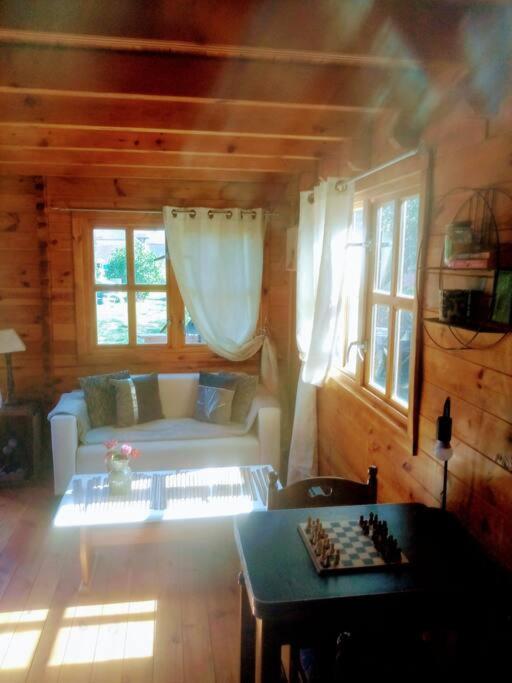 Agreable Chalet En Bois Et Son Exterieur Massay Exterior foto